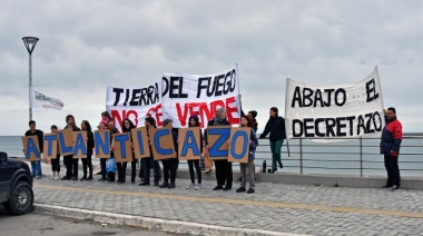 “El extractivismo no es sólo la destrucción del mar"