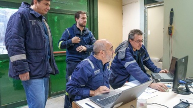 Ingeniero de Siemens Latinoamérica trata de subsanar el fallo en la usina de Ushuaia