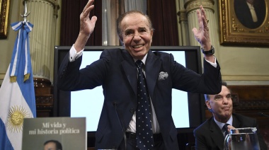 Gobierno prepara un acto para colocar el busto de Menem en Casa Rosada
