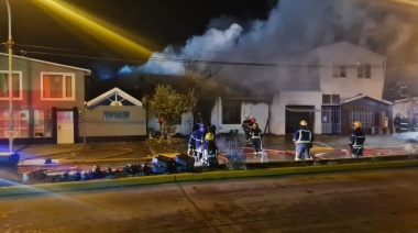 Dantesco incendio en Guemes al 500
