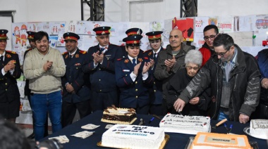 Harrington participó del 25º Aniversario del Cuartel de Bomberos
