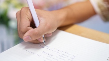 Lanza las becas en fotocopias para estudiantes riograndenses