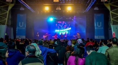 Gran acompañamiento del público a la Fiesta Nacional de la “Noche más Larga”