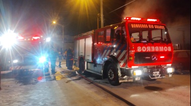 Incendio con pérdidas totales en vivienda con tres ocupantes