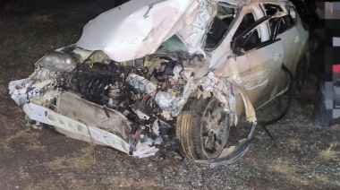 Chocó con un camión y se salvó de milagro