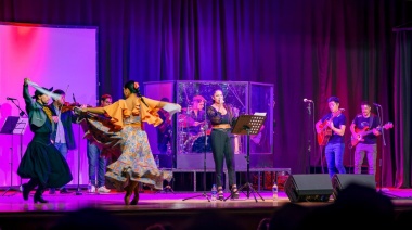 Artistas cerraron los festejos del mes aniversario de Río Grande