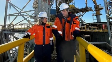 Rodríguez Chirillo visitó la plataforma offshore Fénix en Tierra del Fuego