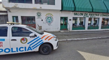 Tres sujetos encapuchados forzaron una puerta y robaron en el QRU