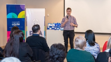 Finalizó el curso "Asistentes en el arte de cuidar niñas y niños"