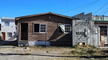 Pusieron a secar un colchón y se prendió fuego el interior de la casa