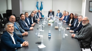 Claudia Fernández se reunió con Gildo Insfrán