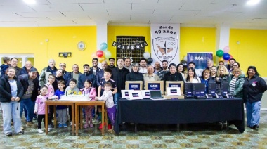 El Municipio de Río Grande entregó equipamiento informático al Club Sportivo en su 56° aniversario
