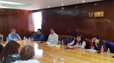 Docentes se reunirán con el gobernador y el ministro de Educación