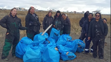 La EPEIM agradeció el masivo acompañamiento en la limpieza de playa