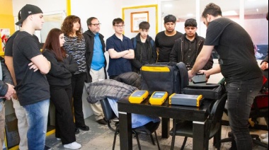 Recibieron a estudiantes que ganaron la competencia “Digital Hackathon” 2024