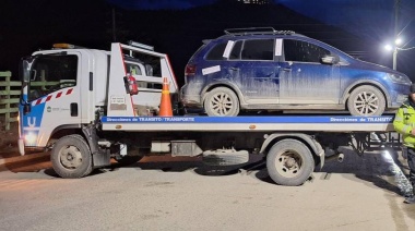 Borracho y pendenciero llegó manejando a la Comisaría Quinta