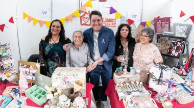 El intendente Martín Pérez reconoció a emprendedoras de la ciudad