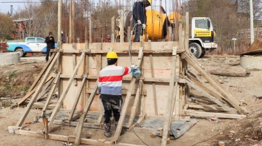 El Gobierno provincial encara obras para 100 familias de Tolhuin