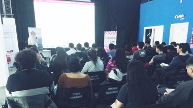 Total Energies y sus socios siguen capacitando a futuros profesionales
