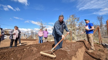 Comenzaron con éxito las capacitaciones para la producción local de frutillas en Tolhuin