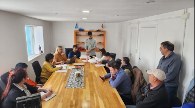 Apertura de sobres para la construcción del alambrado en la Ruta Provincial N°7