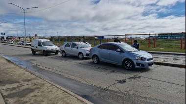 Choque triple en la avenida San Martín con una mujer trasladada al hospital