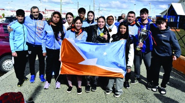Emotivo recibimiento de la delegación fueguina de La Araucanía