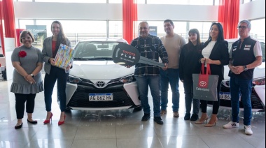 Se entregaron los primeros seis autos 0km a remiseros de Río Grande