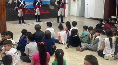 Tolhuin recibió la visita del Regimiento de Infantería 1 Patricios en el día de la Soberanía Nacional