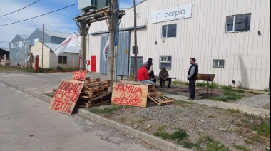 Operarios de Barpla exigen indemnización y que la empresa pase “a mano de los trabajadores”
