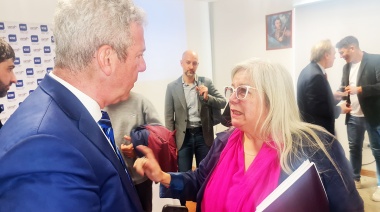 El Dr. Ernesto Löffler pone en agenda la provincia archipielágica