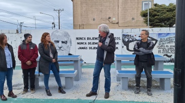 Hoy quedó inaugurado el mural en homenaje a Osvaldo Bayer
