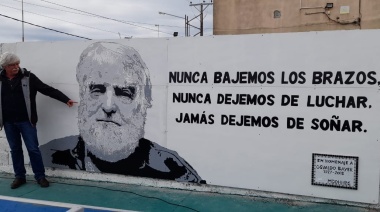 Hoy quedó inaugurado el mural en homenaje a Osvaldo Bayer
