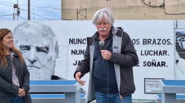 Hoy quedó inaugurado el mural en homenaje a Osvaldo Bayer