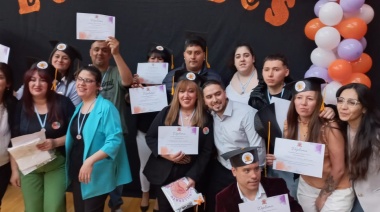 Promocionó el grupo más grande de estudiantes desde su comienzo