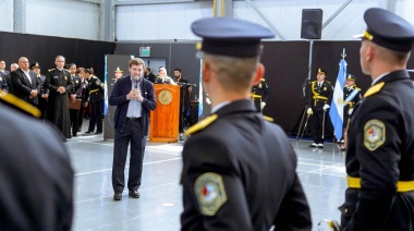 El Gobernador Melella encabezó la ceremonia de egreso de oficiales y agentes de Policía y oficiales del Servicio Penitenciario