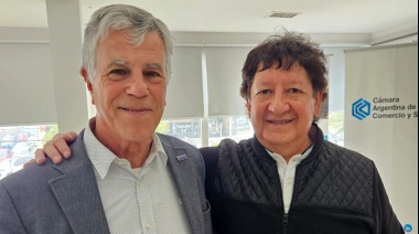 Cámara de Comercio reconoció al contador Ramón Gallardo