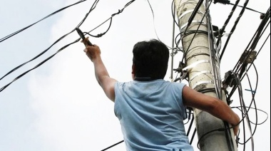 Instan a denunciar robo de cables en Río Grande