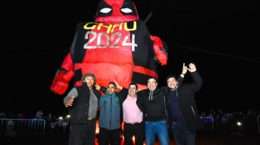 En Tolhuin quemaron a Deadpool para despedir al 2024