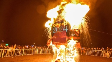 En Tolhuin quemaron a Deadpool para despedir al 2024
