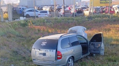 Perdió el control del vehículo e impactó contra un poste