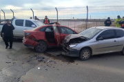 Violento triple choque en el Puente Mosconi: cuatro heridos y tránsito interrumpido