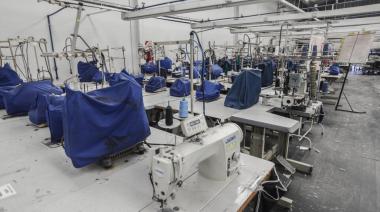 Industria textil en Tierra del Fuego: despidos, cierres y sueldos en cuotas