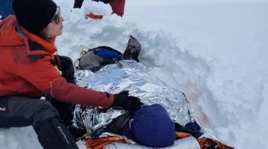 Rescate en el glaciar Ojo del Albino: mujer sufrió un grave accidente