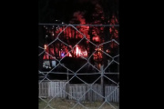 Trágico incendio en el barrio Peniel con tres jóvenes fallecidos