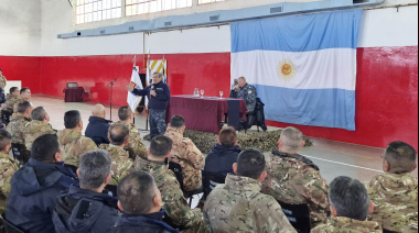 El Jefe de la Armada Argentina visita unidades en Tierra del Fuego