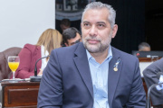 Reclaman transparencia en OSEF por contratos con Suizo Argentina