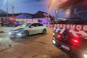 Choque en el barrio Mutual: dos personas asistidas, entre ellas un menor