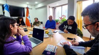 A un mes del fin de clases: SUTEF y el gobierno apuran encuentro