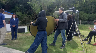 Jóvenes fueguinos meten a fondo el debate sobre el impacto de las salmoneras en Ushuaia
